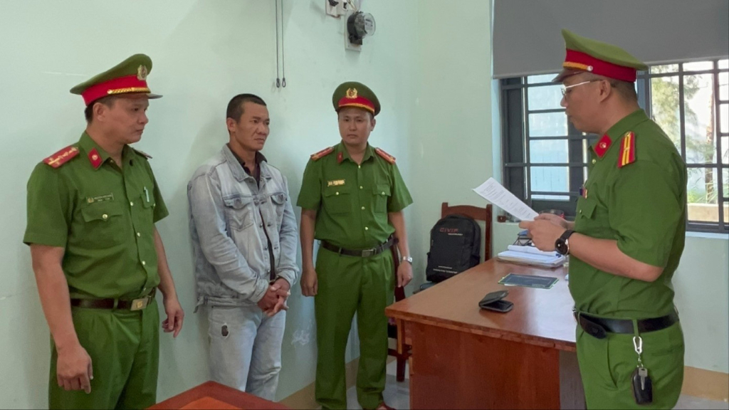 Nguyễn Thành Kính tại cơ quan Công an.