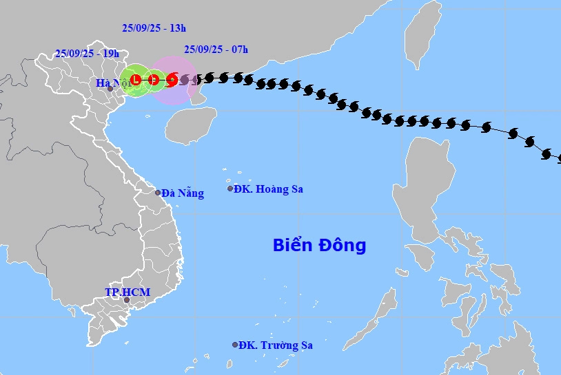 Dự báo đường đi và khu vực ảnh hưởng của bão lúc 7h ngày 25/9. Ảnh: NCHMF