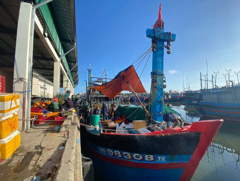 Cảng cá Tịnh Hòa