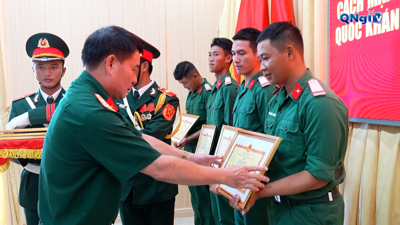 Gặp mặt, biểu dương lực lượng hoàn thành xuất sắc nhiệm vụ A80