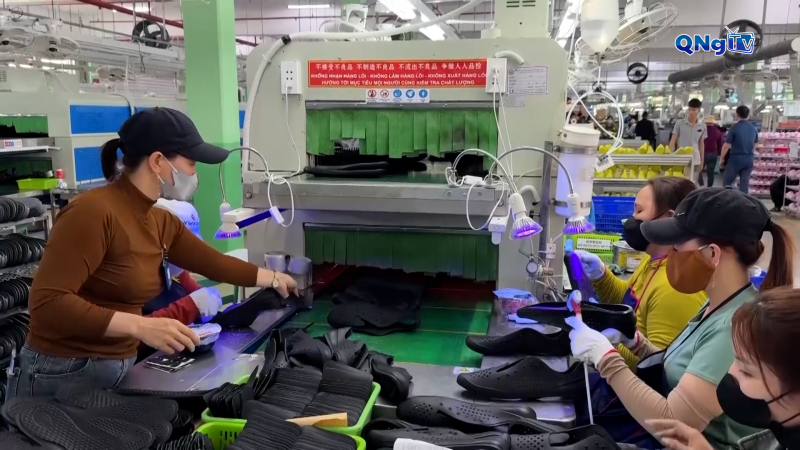 Kim ngạch xuất khẩu giảm so với cùng kỳ