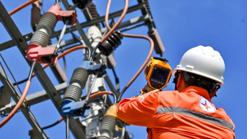 Bộ Công Thương chuẩn bị thí điểm giá điện hai thành phần từ năm 2026