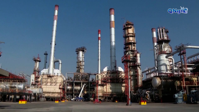 Nguồn cung dầu to&agrave;n cầu đạt mức kỷ lục trong th&aacute;ng 8