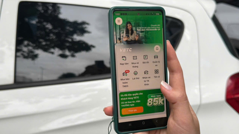 Từ 1/10, lái xe cần có tài khoản giao thông để qua trạm thu phí