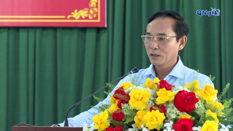 Bí thư Đảng ủy phường Trương Quang Trọng đối thoại với cán bộ, công chức, viên chức