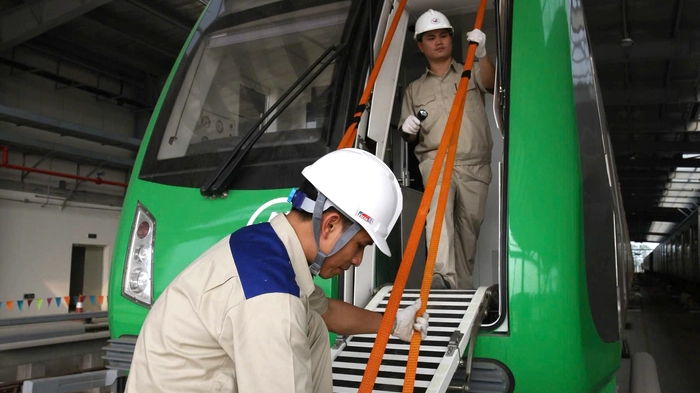 Sửa quy định về đăng kiểm viên đường sắt