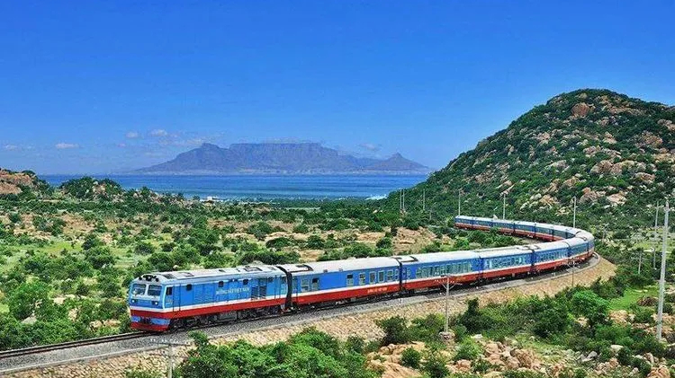 Ngành đường sắt giảm giá vé cho tân sinh viên