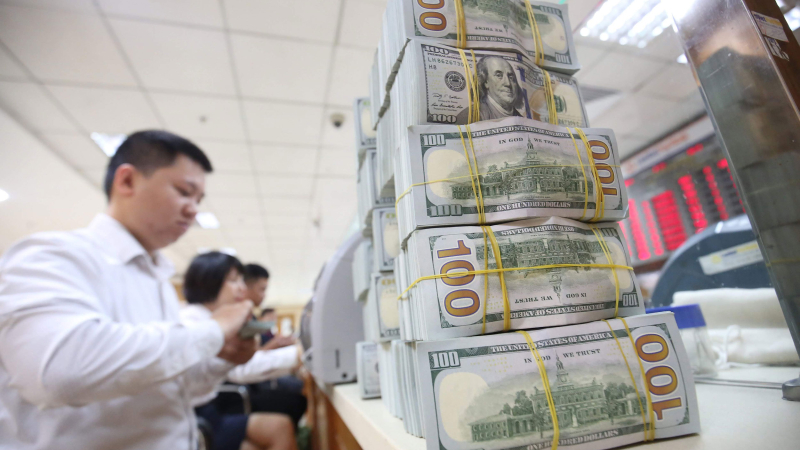 Tiếp tục cải cách thủ tục trong quản lý ngoại hối vay, trả nợ nước ngoài