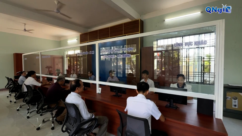 Bộ Nội vụ đề xuất lao động việc làm công hưởng lương làm thêm đến 300% 
