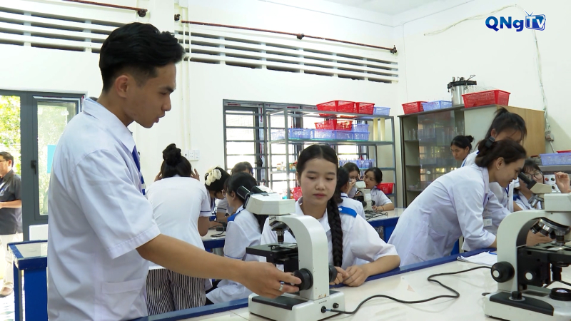 Trường Cao đẳng Kon Tum - Dấu ấn hạng I