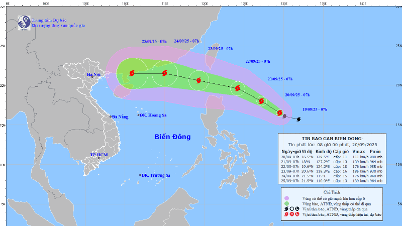 Bão Ragasa mạnh lên cấp 16