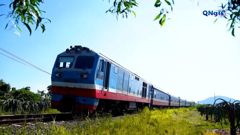 Giá vé tàu Tết Bính Ngọ tăng 5 – 10%