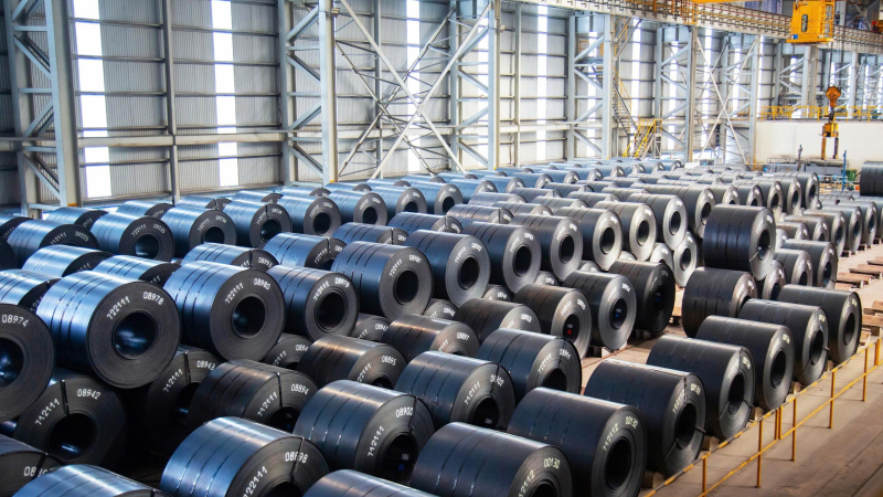 Hòa Phát cán mốc 15 triệu tấn thép cuộn cán nóng