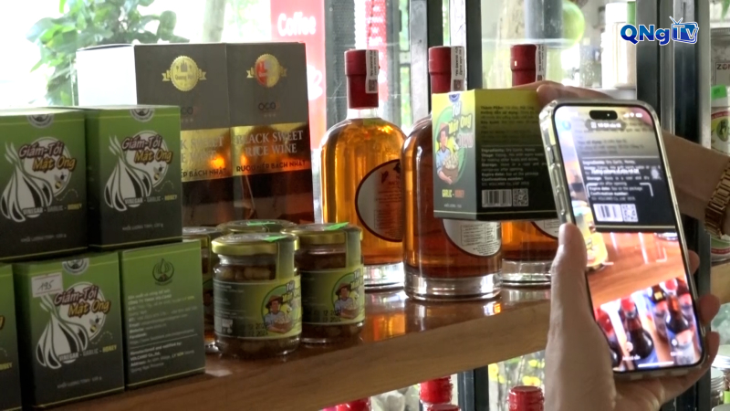 Quảng Ng&atilde;i đẩy mạnh ứng dụng c&ocirc;ng nghệ trong truy xuất nguồn gốc sản phẩm