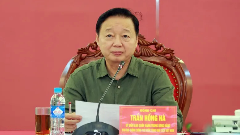 Phó Thủ tướng Trần Hồng Hà chỉ đạo khắc phục hậu quả bão và ứng phó thiên tai sau bão