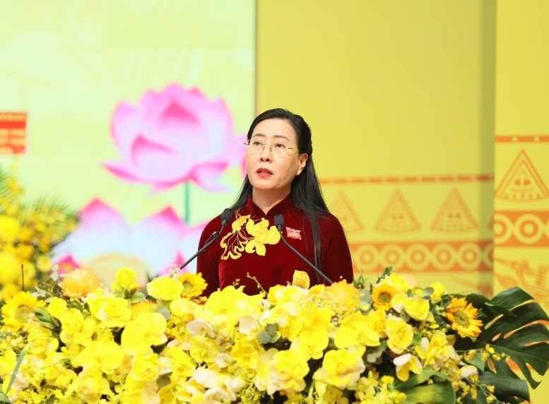 Đồng chí Bùi Thị Quỳnh Vân.