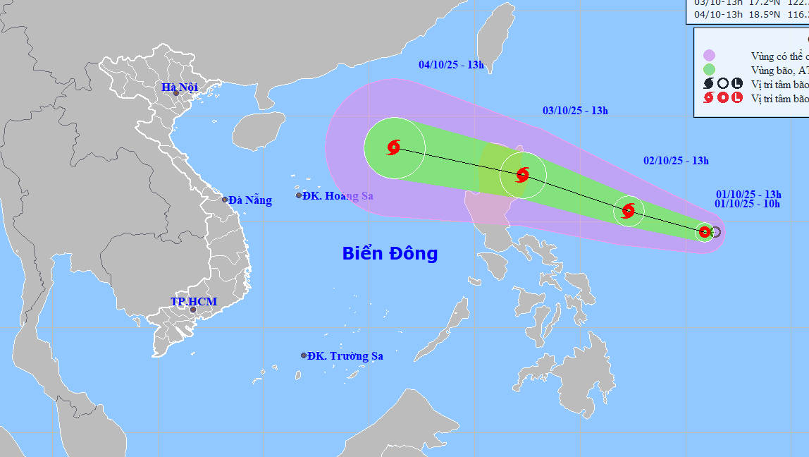Bản đồ dự báo quỹ đạo và cường độ áp thấp nhiệt đới phát lúc 14 giờ chiều 1/10/2025. (Ảnh: Trung tâm Dự báo khí tượng thủy văn quốc gia)
