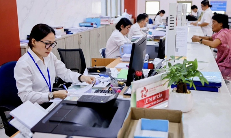 Chính phủ triển khai các giải pháp thực hiện hiệu quả chính quyền địa phương 2 cấp.