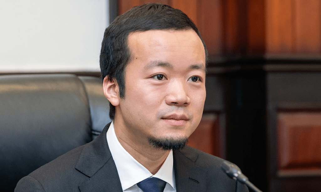 Chen Zhi trong bức ảnh đăng năm 2021. Ảnh: Prince Holding