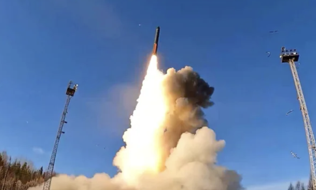 Nga vừa phóng thành công tên lửa hành trình Burevestnik - Ảnh: Reuters