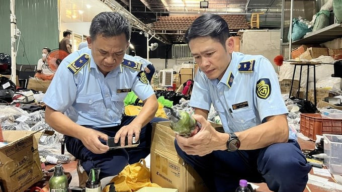 Ph&aacute;t hiện hơn 15.500 vụ h&agrave;ng giả, h&agrave;ng lậu trong 9 th&aacute;ng