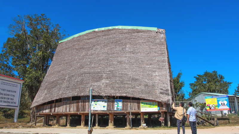 Chú trọng công tác bảo tồn và phát huy giá trị nhà rông