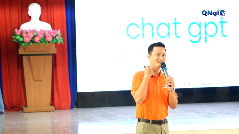 Ứng dụng Gen AI trong giáo dục phổ thông cho sinh viên sư phạm