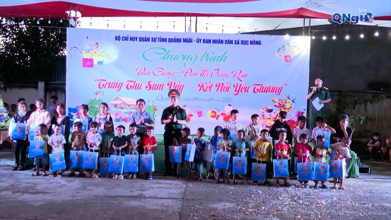 Trung thu sum vầy, kết nối yêu thương ở Dục Nông