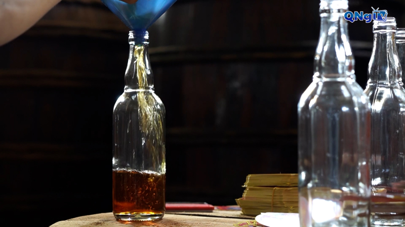 Nước mắm Đức Lợi - Tinh túy từ miền quê Long Phụng