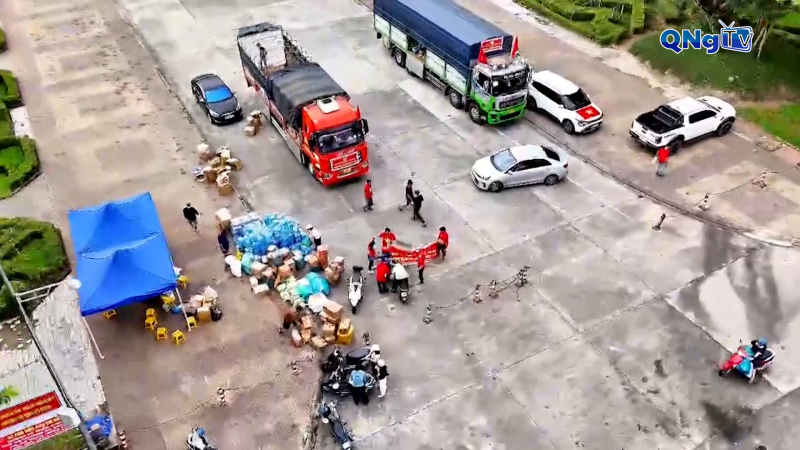 Hơn 8 tấn gạo hỗ trợ người dân Nghệ An