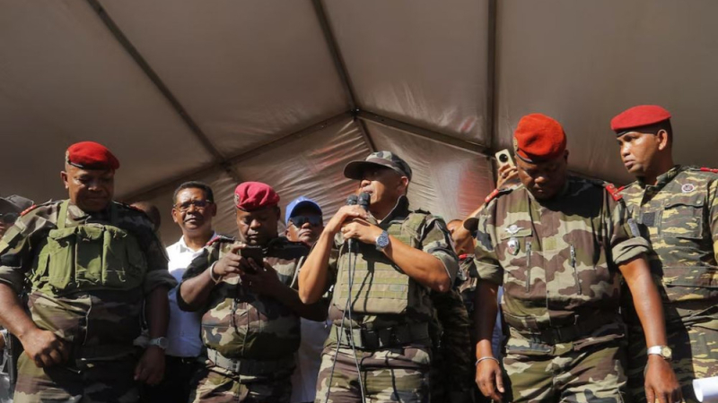 Qu&acirc;n đội Madagascar tuy&ecirc;n bố gi&agrave;nh quyền kiểm so&aacute;t đất nước