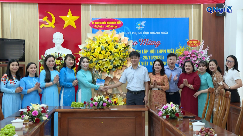 L&atilde;nh đạo UBND tỉnh thăm, ch&uacute;c mừng Hội Li&ecirc;n hiệp Phụ nữ tỉnh