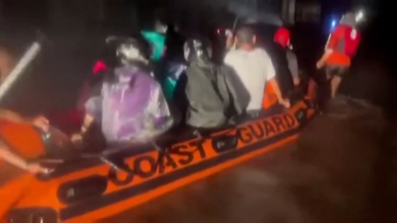 Philippines: Bão Fengshen gây thương vong và sơ tán hàng chục nghìn người