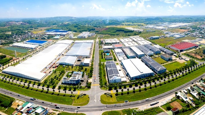 Quảng Ng&atilde;i tập trung ph&aacute;t triển hạ tầng, thu h&uacute;t nh&agrave; đầu tư