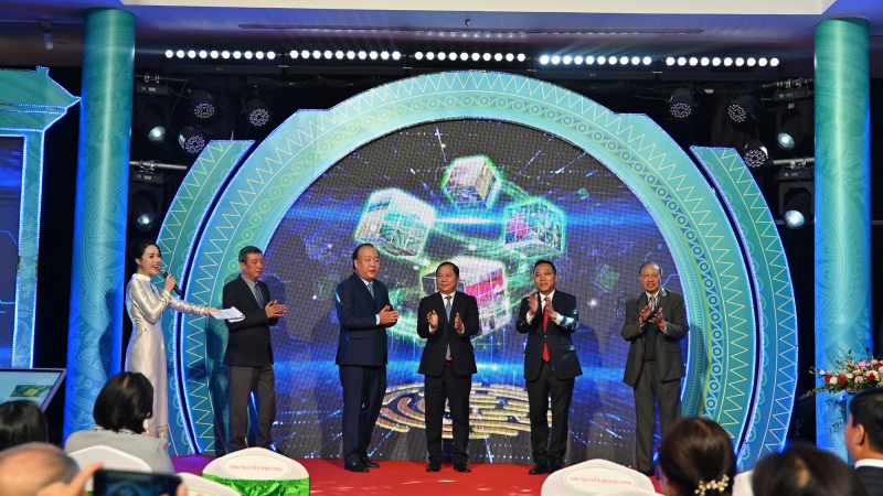 Khai mạc Tuần lễ Nông sản Việt 2025