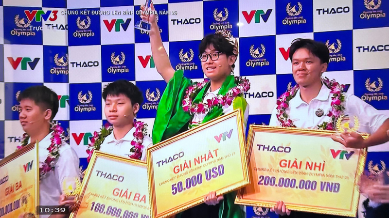 Bảo Kh&aacute;nh v&ocirc; địch chung kết Đường l&ecirc;n đỉnh Olympia