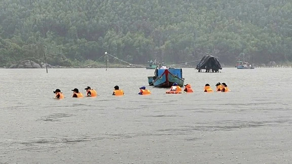 Người đàn ông đuối nước khi đi đánh cá