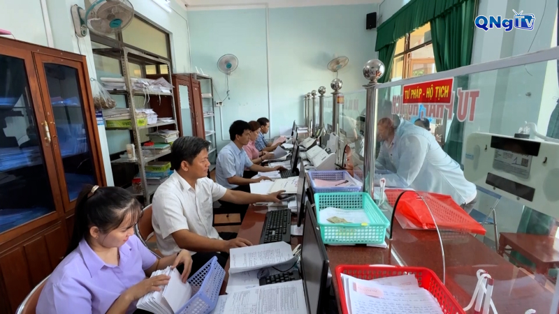 Rà soát việc bố trí, sử dụng cán bộ, công chức cấp xã