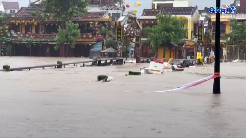 Nguyên nhân mưa lớn tại các tỉnh miền Trung