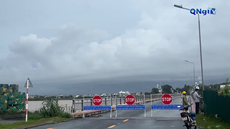 Cấm lưu thông qua cầu Trà Khúc cũ