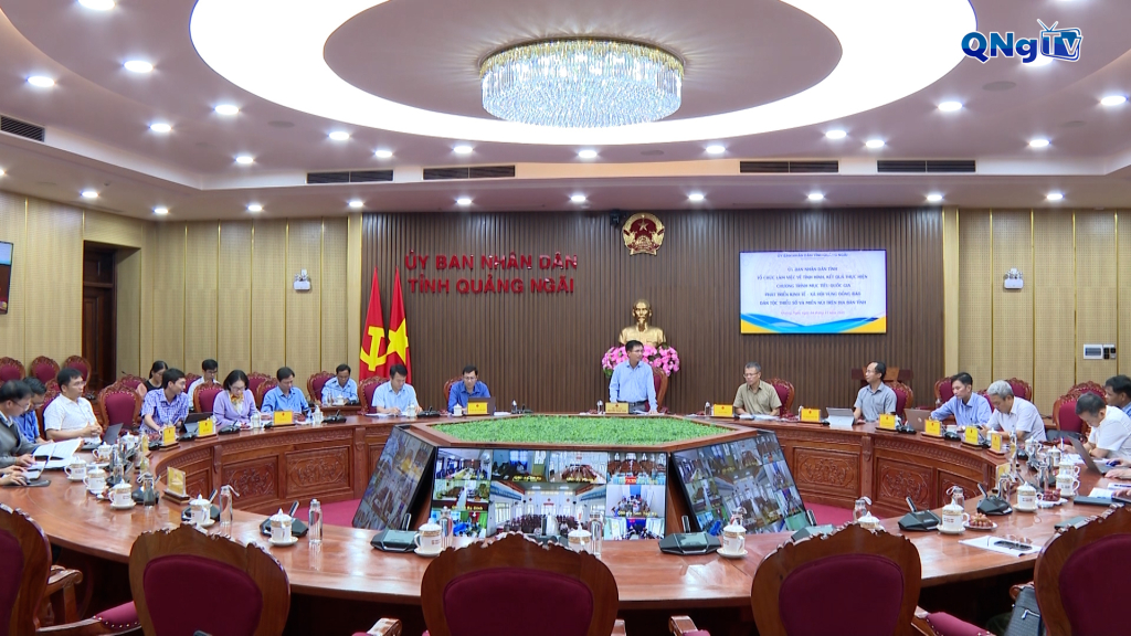 Quang cảnh cuộc họp