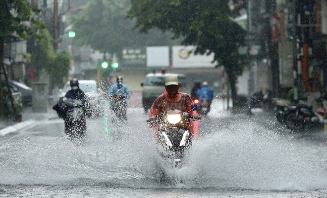 Cảnh báo mưa lũ ở miền Trung