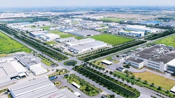 Khu c&ocirc;ng nghiệp Việt Nam kh&ocirc;ng c&ograve;n cạnh tranh bằng gi&aacute; rẻ