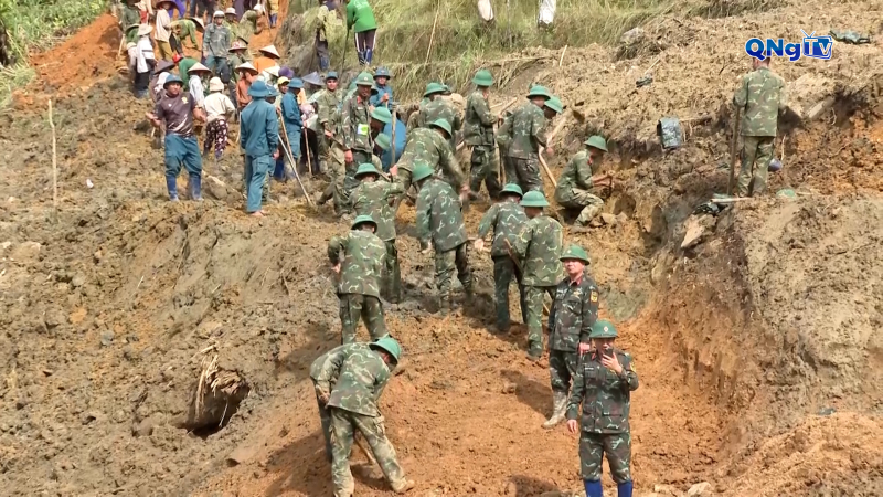 Sớm hoàn thành đường tạm cho xã Ngọc Linh