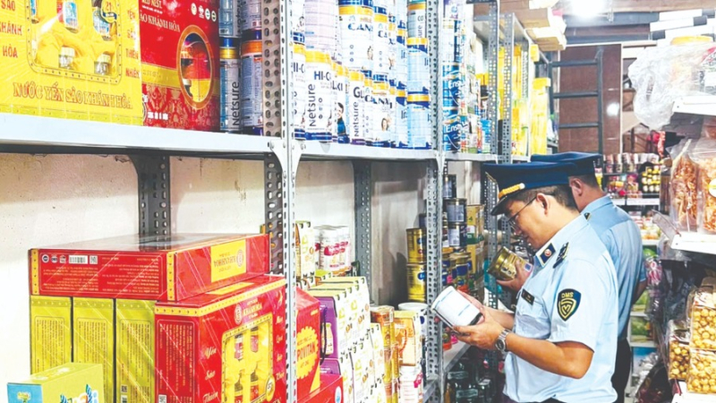Quảng Ngãi tăng cường đấu tranh chống buôn lậu, gian lận thương mại và hàng giả