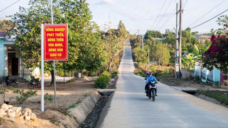 Đầu tư hạ tầng thiết yếu ở miền núi