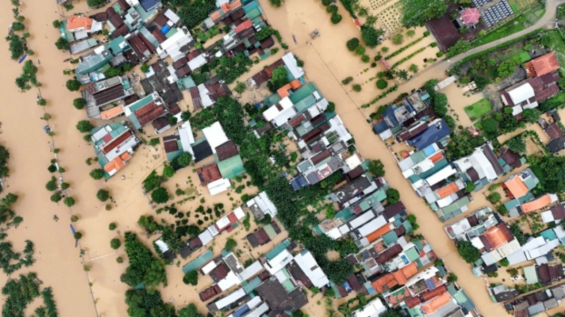 Mưa lũ tại Quảng Ngãi làm 4 người chết, 2 người mất tích, 7 người bị thương