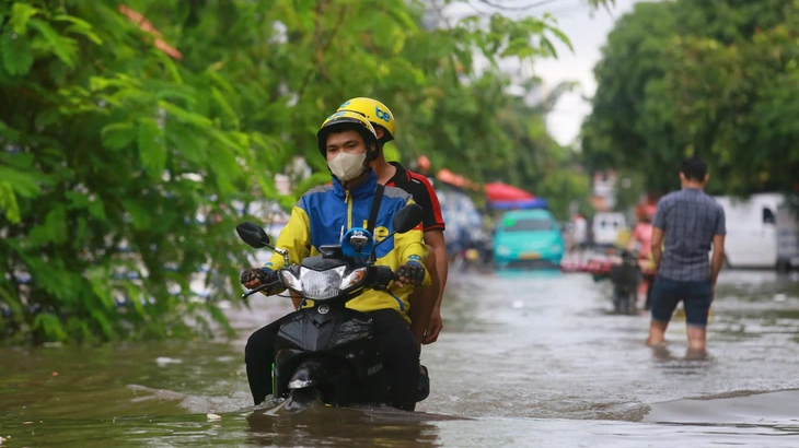 Miền Trung giảm mưa trước đợt mưa rất lớn