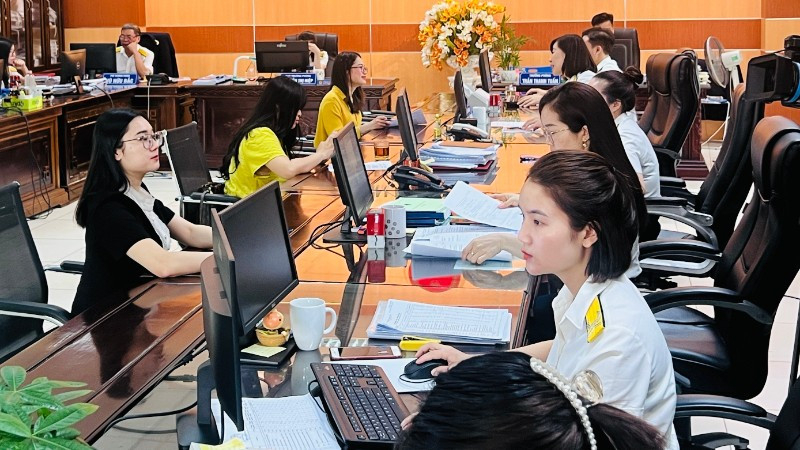 Thu ngân sách nhà nước 10 tháng vượt hơn 9% dự toán