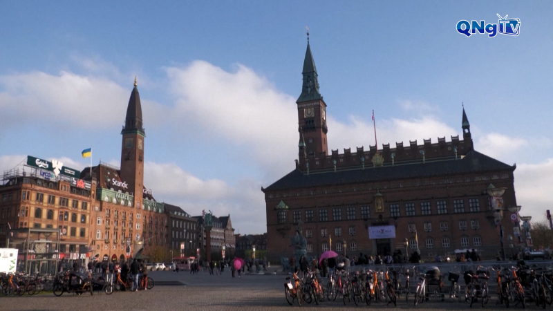 Đan Mạch cấm trẻ em dưới 15 tuổi sử dụng mạng xã hội